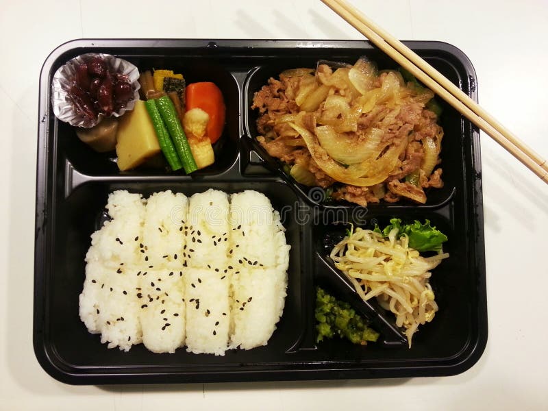 Ιαπωνικό σύνολο bento, ιαπωνικά τρόφιμα, Ιαπωνία στοκ εικόνες Ιαπωνικό σύνολο bento, ιαπωνικά τρόφιμα, Ιαπωνία στοκ εικόνες