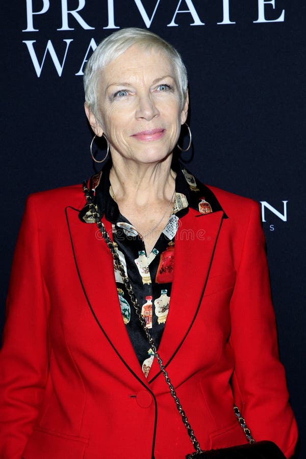 LOS ANGELES - OCT 24:  Annie Lennox at the A Private War Premiere at the Samuel Goldwyn Theater on October 24, 2018 in Beverly Hills, CA. LOS ANGELES - OCT 24:  Annie Lennox at the A Private War Premiere at the Samuel Goldwyn Theater on October 24, 2018 in Beverly Hills, CA