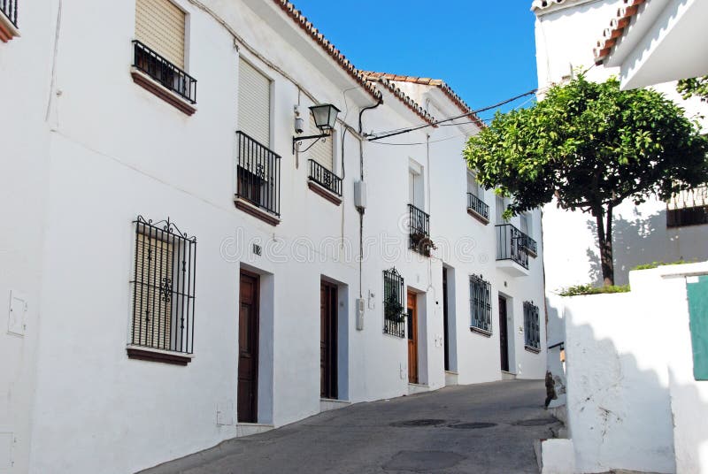 Ισπανικά townhouses, Benalmadena Pueblo στοκ φωτογραφία Ισπανικά townhouses, Benalmadena Pueblo στοκ φωτογραφία