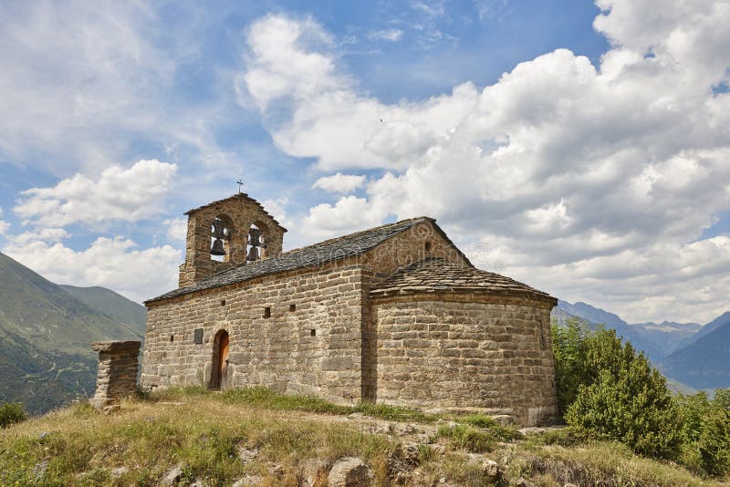 Ισπανική romanesque τέχνη Εκκλησία Sant quirc de durro Boi στοκ εικόνες Ισπανική romanesque τέχνη Εκκλησία Sant quirc de durro Boi στοκ εικόνες