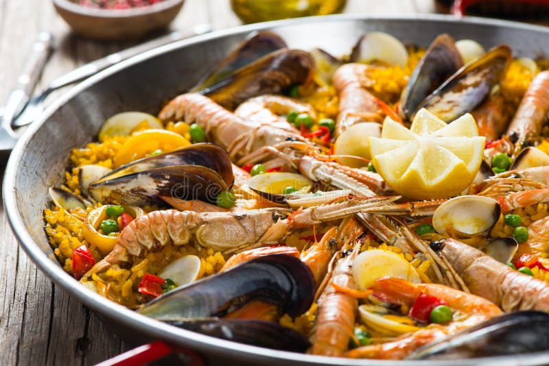 Ισπανικό paella θαλασσινών στοκ φωτογραφίες με δικαίωμα ελεύθερης χρήσης Ισπανικό paella θαλασσινών στοκ φωτογραφίες με δικαίωμα ελεύθερης χρήσης