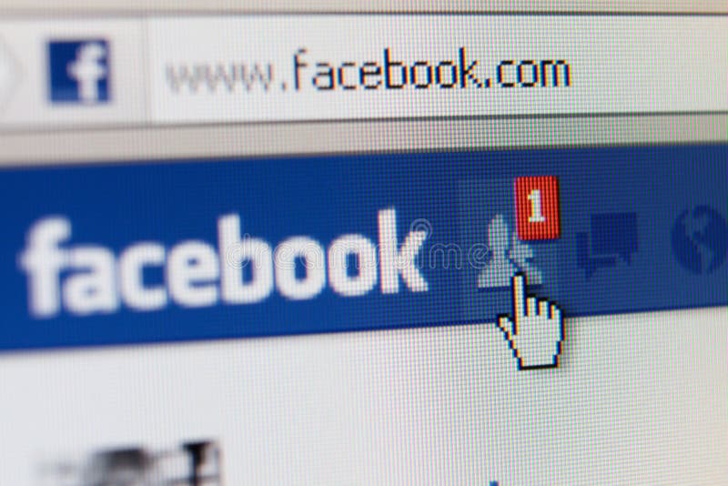 Κλείστε επάνω της σελίδας facebook με το αίτημα φίλων στοκ εικόνες Κλείστε επάνω της σελίδας facebook με το αίτημα φίλων στοκ εικόνες