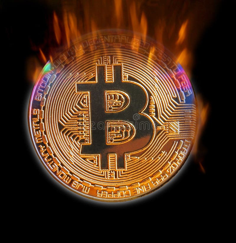 Κάψιμο bitcoin στο ψηφιακό cryptocurrency φλογών στοκ εικόνα Κάψιμο bitcoin στο ψηφιακό cryptocurrency φλογών στοκ εικόνα