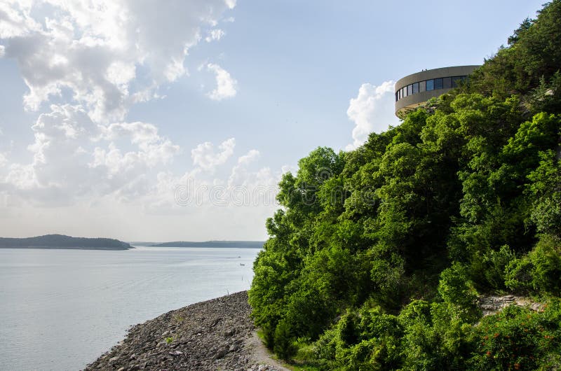 Κέντρο επισκεπτών Ozarks λιμνών Truman στοκ φωτογραφία Κέντρο επισκεπτών Ozarks λιμνών Truman στοκ φωτογραφία