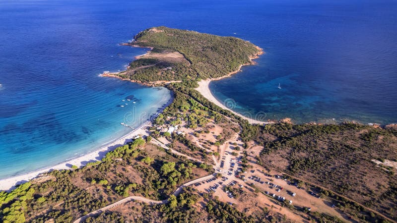 Καλύτερες παραλίες της νήσου Κορσικής πανοραμική θέα της όμορφης παραλίας Ροντινάρα στοκ φωτογραφία με δικαίωμα ελεύθερης χρήσης