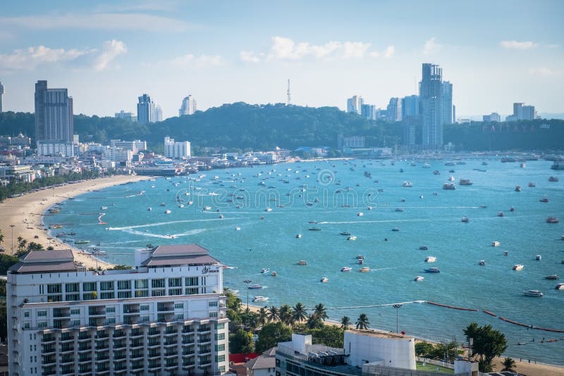 Καλύτερη πανοραμική άποψη της άποψης Pattaya από το Hill Pratumnak Ορίζοντας πόλεων Pattaya σε Chonburi Ταϊλάνδη στοκ εικόνες με δικαίωμα ελεύθερης χρήσης Καλύτερη πανοραμική άποψη της άποψης Pattaya από το Hill Pratumnak Ορίζοντας πόλεων Pattaya σε Chonburi Ταϊλάνδη στοκ εικόνες με δικαίωμα ελεύθερης χρήσης