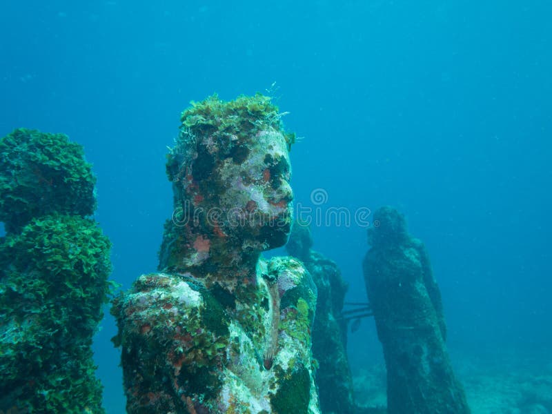 Κατάδυση στο υποβρύχιο μουσείο cancun στοκ εικόνες Κατάδυση στο υποβρύχιο μουσείο cancun στοκ εικόνες