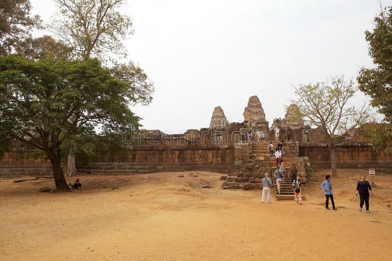 Καταστροφές ναών ανατολικού Mebon