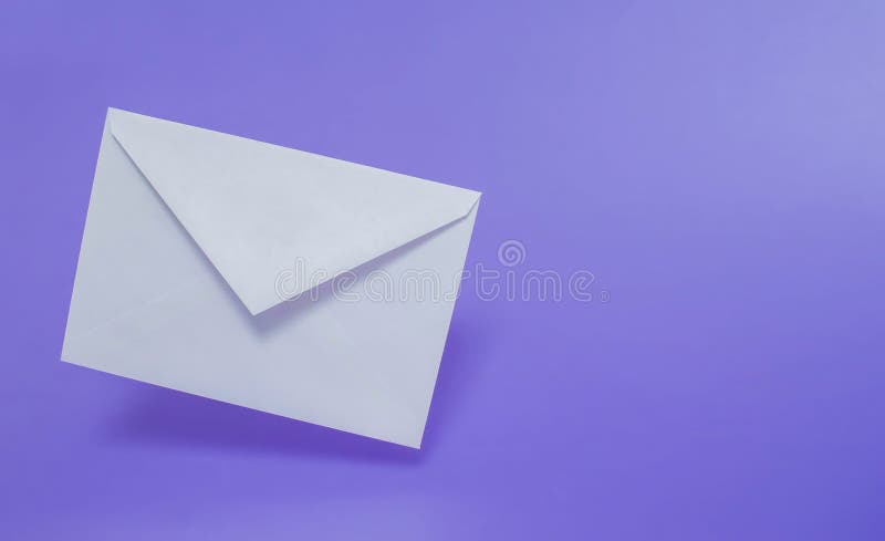 Κενός φάκελος της Λευκής Βίβλου σε Îνα ενιαίος-χÏωματισμÎνο υπόβαθÏο στοκ εικόνες Κενός φάκελος της Λευκής Βίβλου σε Îνα ενιαίος-χÏωματισμÎνο υπόβαθÏο στοκ εικόνες