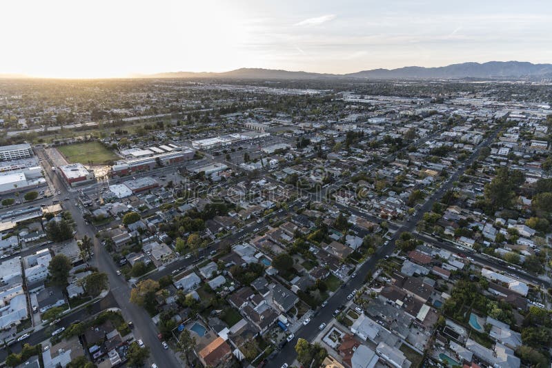 Κεραία San Fernando Valley ηλιοβασιλέματος του Βόρειου Χόλιγουντ στοκ εικόνα