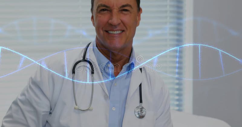 Κινούμενα σχέδια για κλώνους dna πάνω από καυκάσιο άνδρα γιατρό χαμογελαστό απόθεμα βίντεο
