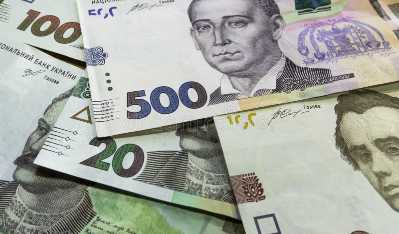 Κλείστε επάνω vie των ουκρανικών χρημάτων 100, grivnia 500 για το σχέδιο και δημιουργικά προγράμματα στοκ φωτογραφία με δικαίωμα ελεύθερης χρήσης Κλείστε επάνω vie των ουκρανικών χρημάτων 100, grivnia 500 για το σχέδιο και δημιουργικά προγράμματα στοκ φωτογραφία με δικαίωμα ελεύθερης χρήσης