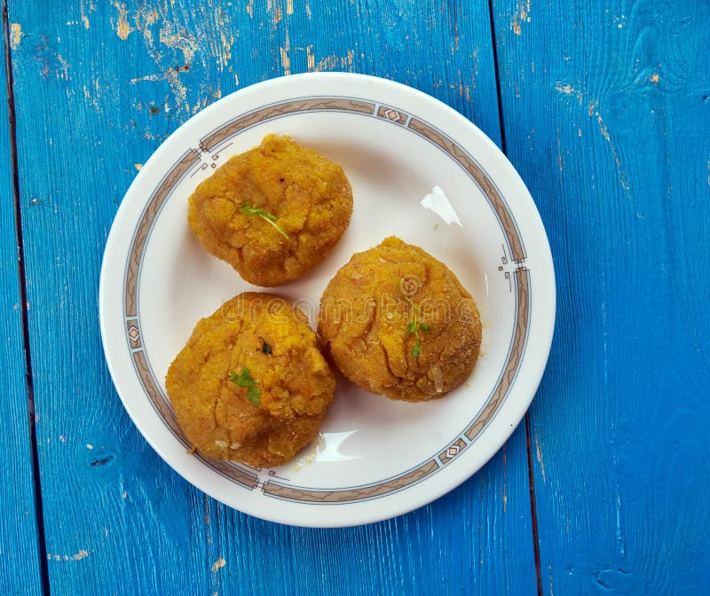 Κολοκύνθη και φέτα Butternut falafel. Η Μεσο-Ανατολικές κολοκύνθη και φέτα Butternut ύφους falafel, κλείνουν επάνω
