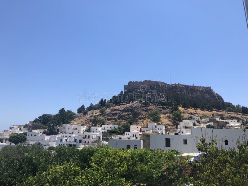 κοντά στην ελληνική πόλη λίντος στοκ φωτογραφία με δικαίωμα ελεύθερης χρήσης