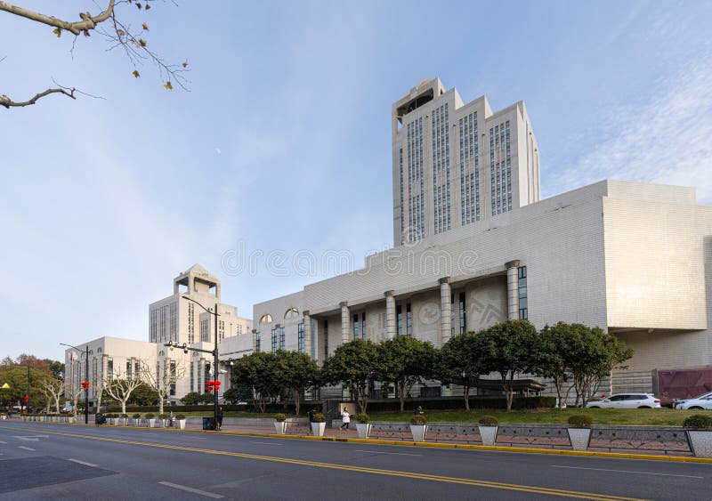 κτίριο βιβλιοθήκης shanghai στην κίνα στοκ φωτογραφίες με δικαίωμα ελεύθερης χρήσης