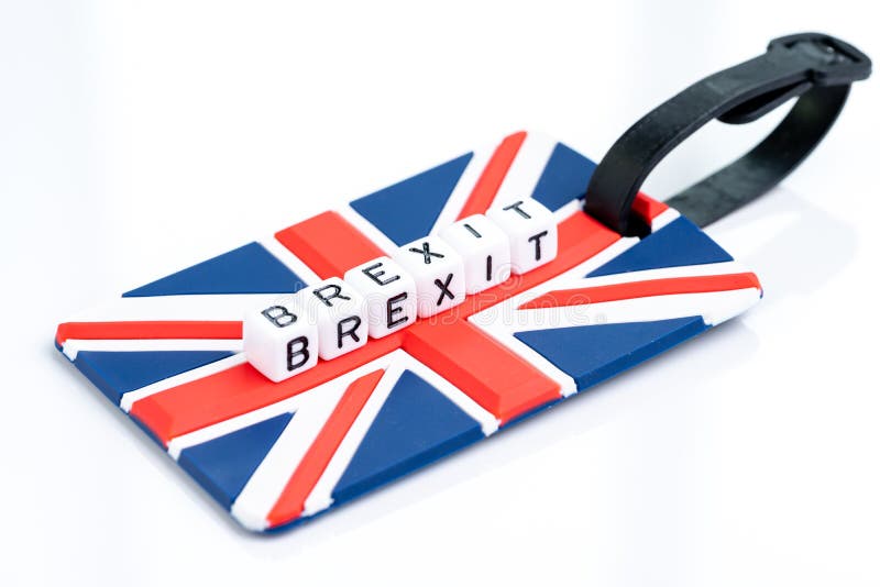 κύβος με αλφάβητο που δημιουργεί τη λέξη brexit στο σύμβολο union jack· επισήμανση ταξιδιού με σημαία uk με φόντο κενό διάστημα λε στοκ φωτογραφίες