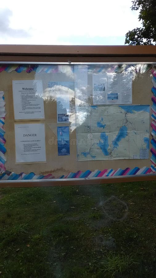 Λίμνη Pickeral Petoskey Μίτσιγκαν Αποβάθρα δημόσια πρόσβασης στοκ φωτογραφία Λίμνη Pickeral Petoskey Μίτσιγκαν Αποβάθρα δημόσια πρόσβασης στοκ φωτογραφία
