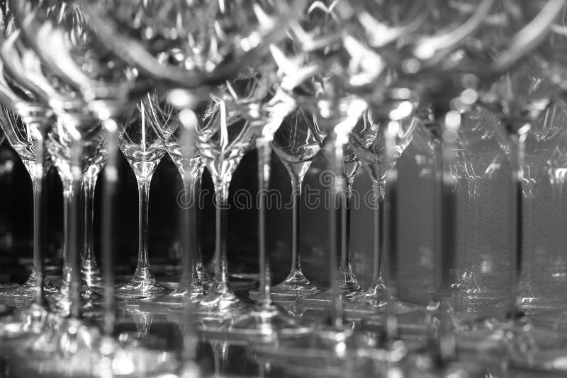 Λεπτομέρεια σε γραπτό πολλά goblets στοκ εικόνες Λεπτομέρεια σε γραπτό πολλά goblets στοκ εικόνες