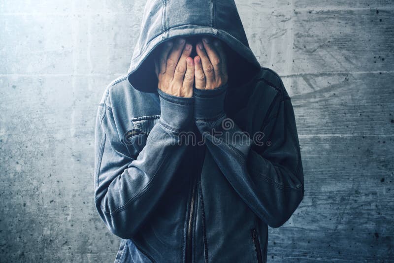 Μάταιος τοξικομανής που περνά από την κρίση εθισμού στοκ εικόνες Μάταιος τοξικομανής που περνά από την κρίση εθισμού στοκ εικόνες
