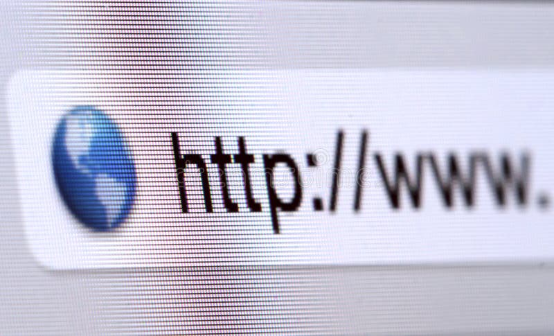 Μακρο πυροβολισμός της οθόνης υπολογιστή με το φραγμό και τον Ιστό διευθύνσεων του http:// ελεύθερη απεικόνιση δικαιώματος