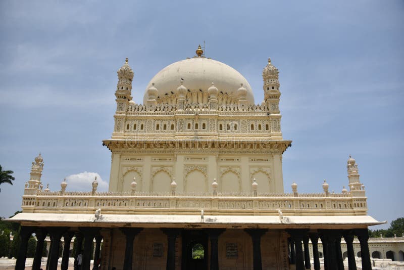 Gumbaz mausoleum at Srirangapatna, Karnataka, India. Gumbaz mausoleum at Srirangapatna, Karnataka, India