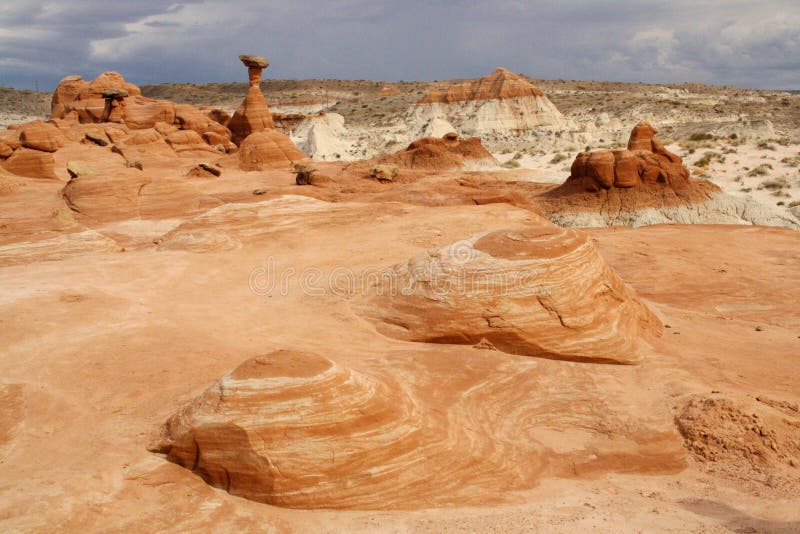 Μεγάλη σκάλα Escalente NP Hoodoo Toadstool στοκ εικόνα Μεγάλη σκάλα Escalente NP Hoodoo Toadstool στοκ εικόνα