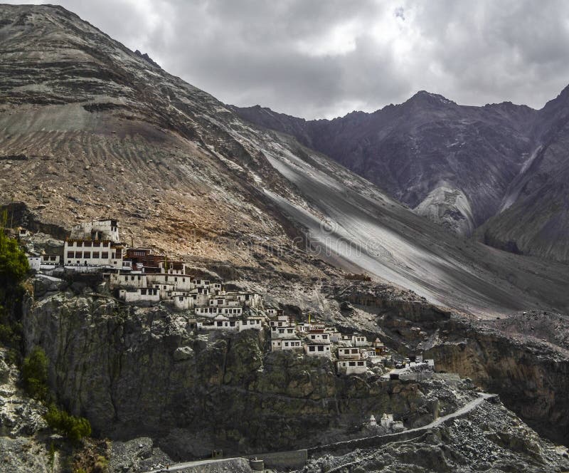 Μια εικόνα ενός μοναστηριού στην πόλη Leh σε Ladakh, Ινδία στοκ φωτογραφία Μια εικόνα ενός μοναστηριού στην πόλη Leh σε Ladakh, Ινδία στοκ φωτογραφία