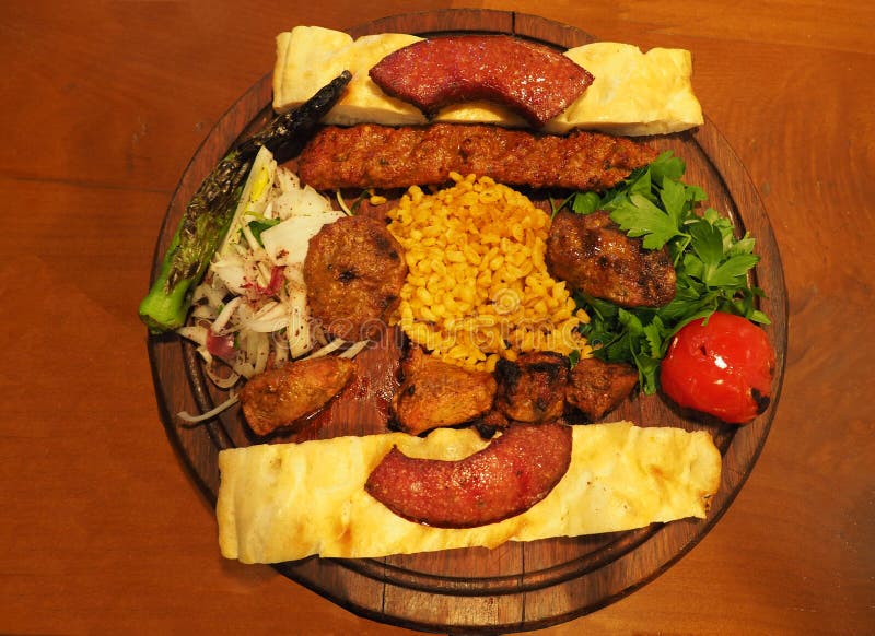 μικτός kebab στοκ φωτογραφίες με δικαίωμα ελεύθερης χρήσης μικτός kebab στοκ φωτογραφίες με δικαίωμα ελεύθερης χρήσης