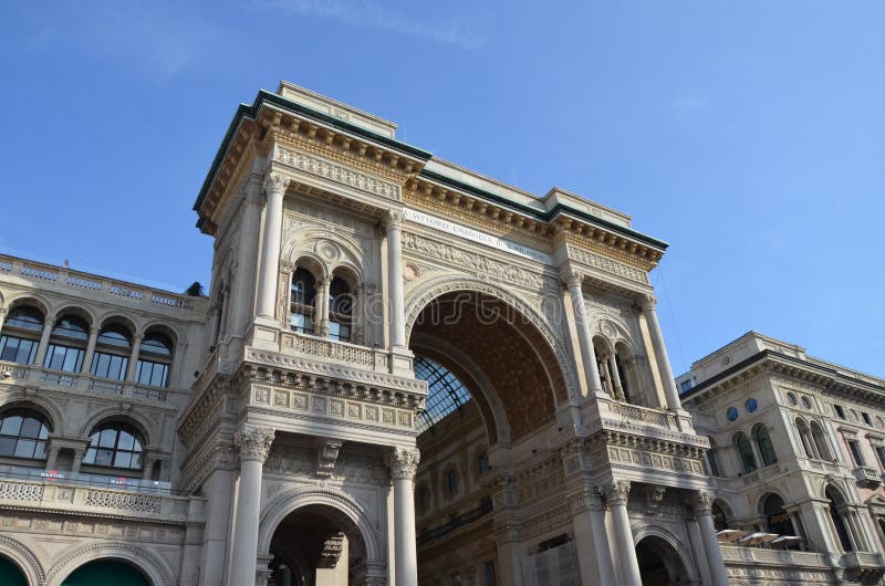 Μιλάνο, Ιταλία 10 05 2015: ?? Galleria Vittorio Emanuele ?? στοκ φωτογραφία Μιλάνο, Ιταλία 10 05 2015: ?? Galleria Vittorio Emanuele ?? στοκ φωτογραφία