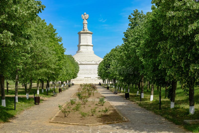 Μνημείο Adamclisi σε Dobrogea Ρουμανία στοκ εικόνες