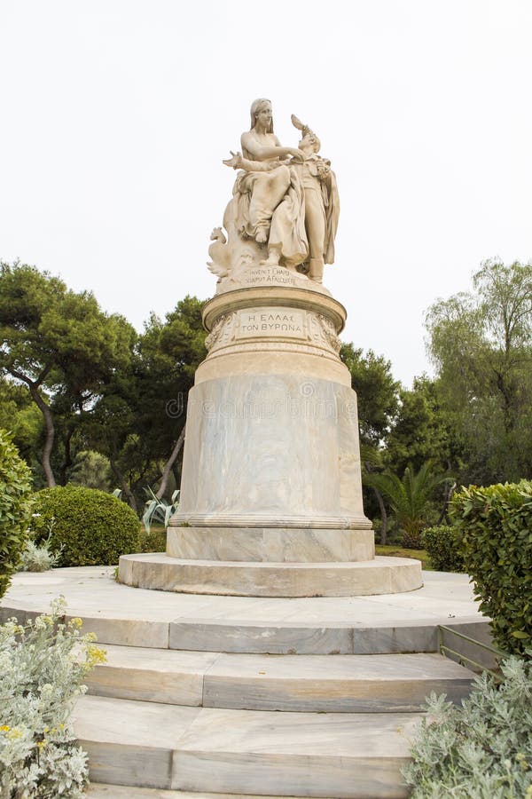 μνημείο της estatua de lord byron στοκ εικόνα με δικαίωμα ελεύθερης χρήσης