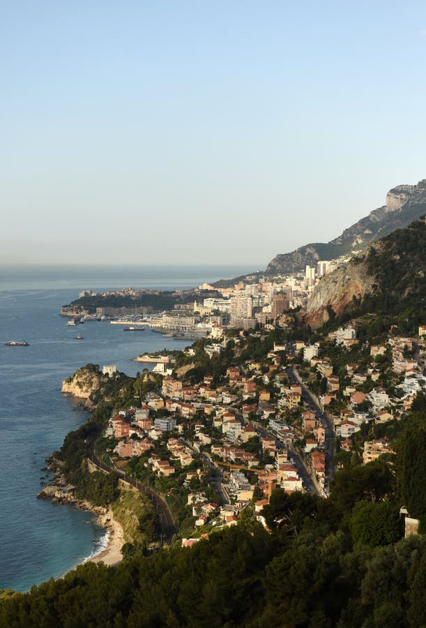 Μονακό και roquebrune-ΚΑΠ-Martin, υπόστεγο δ “Azur γαλλικού Riviera στοκ εικόνες Μονακό και roquebrune-ΚΑΠ-Martin, υπόστεγο δ “Azur γαλλικού Riviera στοκ εικόνες