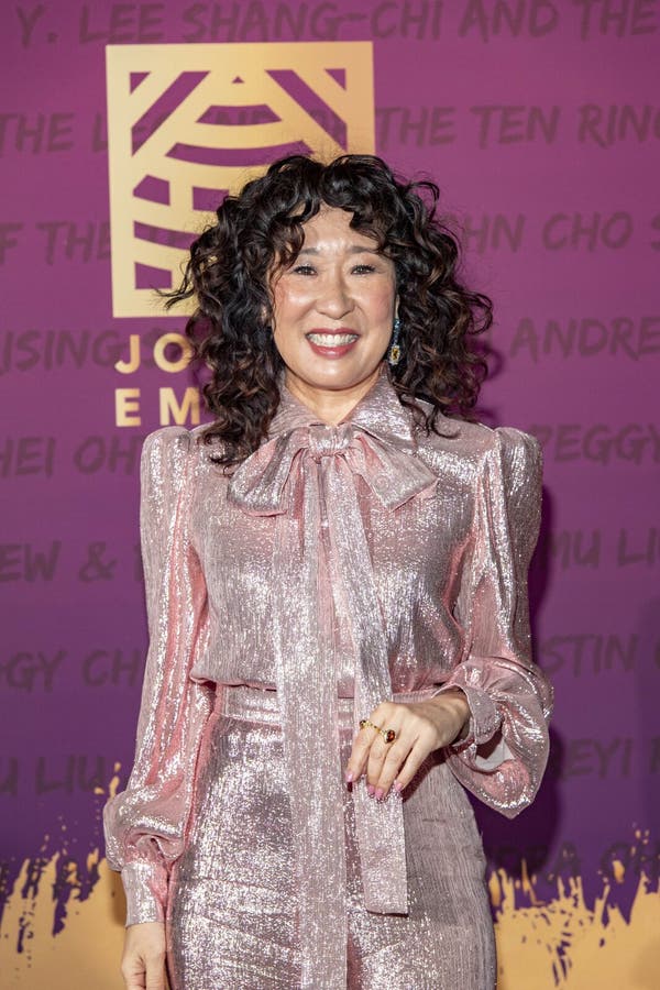 Sandra Oh attends 19th Annual Unforgettable Gala at The Beverly Hilton, Beverly Hills, CA on December 11, 2021. Sandra Oh attends 19th Annual Unforgettable Gala at The Beverly Hilton, Beverly Hills, CA on December 11, 2021