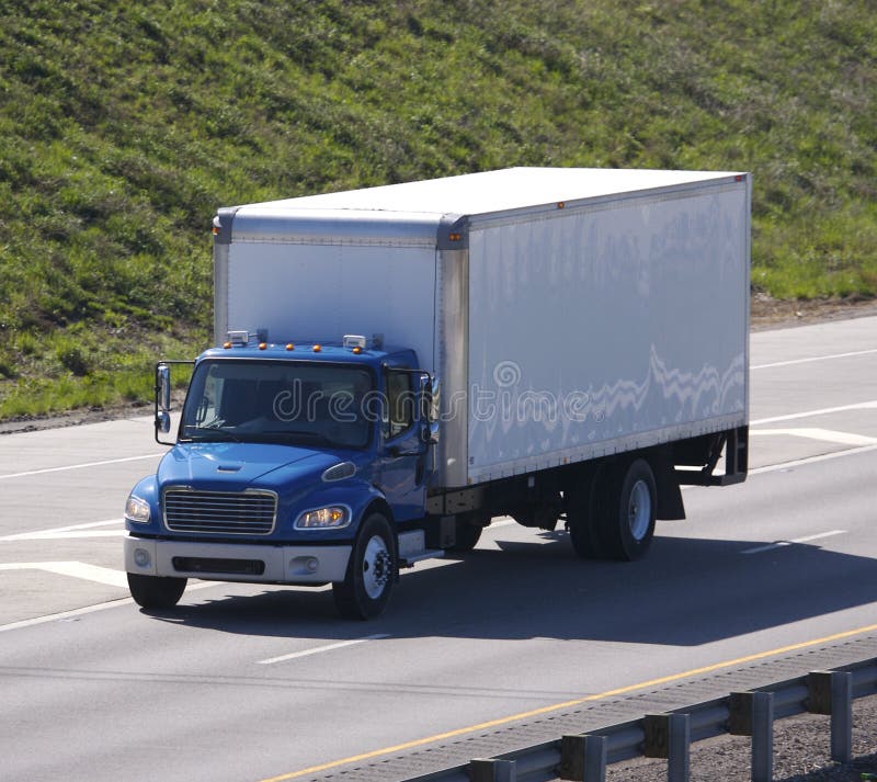 μπλε truck παράδοσης στοκ φωτογραφίες με δικαίωμα ελεύθερης χρήσης