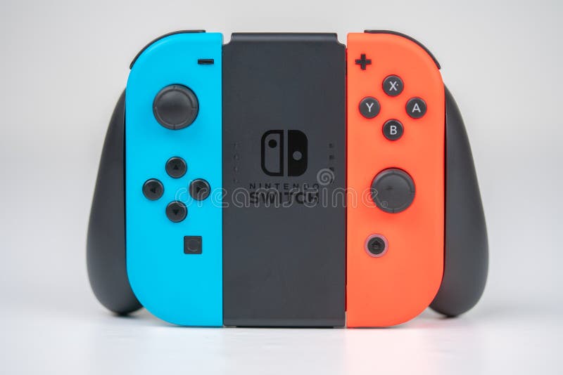 Μπλε και κόκκινο ελεγκτών Joycon διακοπτών της Nintendo στοκ φωτογραφία με δικαίωμα ελεύθερης χρήσης Μπλε και κόκκινο ελεγκτών Joycon διακοπτών της Nintendo στοκ φωτογραφία με δικαίωμα ελεύθερης χρήσης