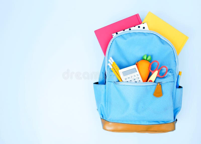 Μπλε σχολικό σακίδιο με αξεσουάρ, τσάντα με προμήθειες άδειου χώρου