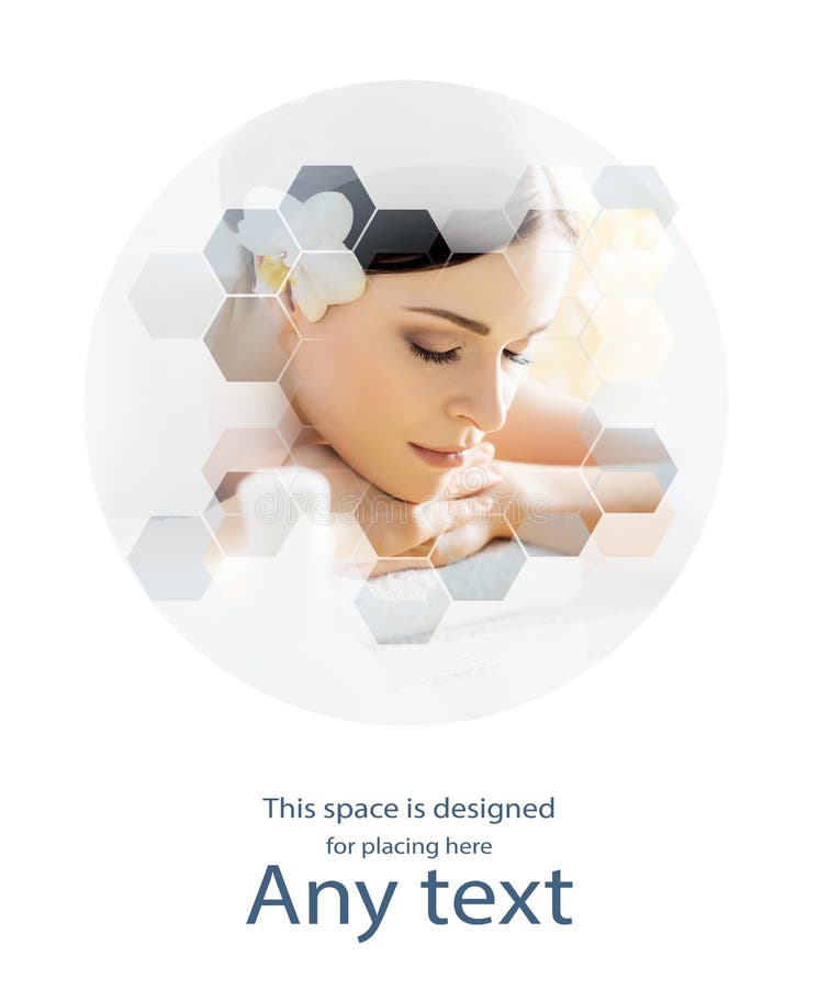 Νέα και όμορφη γυναίκα στη SPA Κολάζ με τα κεραμίδια κυψελωτών μωσαϊκών Τρίβοντας και θεραπεύοντας έννοια στοκ εικόνες με δικαίωμα ελεύθερης χρήσης Νέα και όμορφη γυναίκα στη SPA Κολάζ με τα κεραμίδια κυψελωτών μωσαϊκών Τρίβοντας και θεραπεύοντας έννοια στοκ εικόνες με δικαίωμα ελεύθερης χρήσης