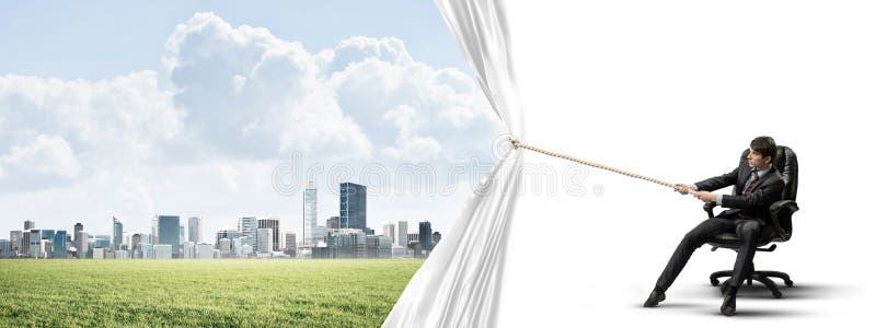 Νεαρός άνδρας που ανοίγει την άσπρη κουρτίνα και που παρουσιάζει το σύγχρονο τοπίο πόλεων στοκ εικόνα με δικαίωμα ελεύθερης χρήσης Νεαρός άνδρας που ανοίγει την άσπρη κουρτίνα και που παρουσιάζει το σύγχρονο τοπίο πόλεων στοκ εικόνα με δικαίωμα ελεύθερης χρήσης