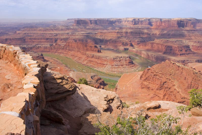 Νεκρό κρατικό πάρκο σημείου αλόγων, Canyonlands, Γιούτα στοκ εικόνα με δικαίωμα ελεύθερης χρήσης Νεκρό κρατικό πάρκο σημείου αλόγων, Canyonlands, Γιούτα στοκ εικόνα με δικαίωμα ελεύθερης χρήσης