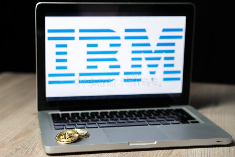Νόμισμα Bitcoin με το λογότυπο της IBM σε μια οθόνη lap-top, Σλοβενία - 23 Δεκεμβρίου 2018 στοκ φωτογραφία Νόμισμα Bitcoin με το λογότυπο της IBM σε μια οθόνη lap-top, Σλοβενία - 23 Δεκεμβρίου 2018 στοκ φωτογραφία