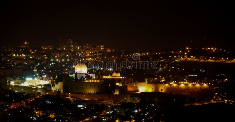 The Dome of the Rock and Al-Aqṣā Mosque at night, Temple Mountain, Jerusalem. The Dome of the Rock and Al-Aqṣā Mosque at night, Temple Mountain, Jerusalem