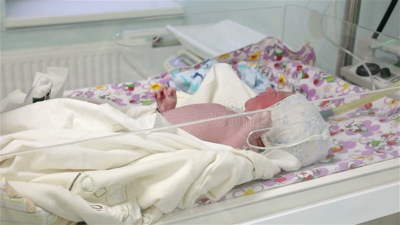 Ο νεογέννητος βρίσκεται στο νοσοκομείο