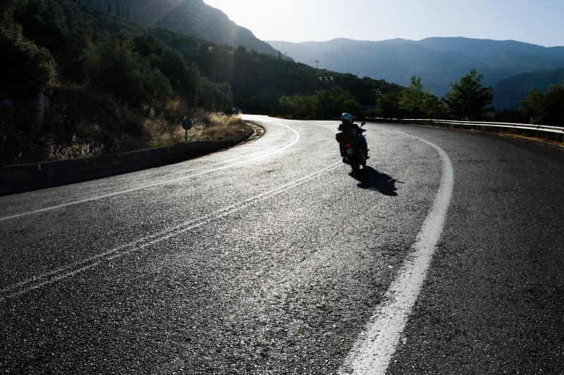 οδικό τύλιγμα μοτοσικλ&epsi στοκ φωτογραφία