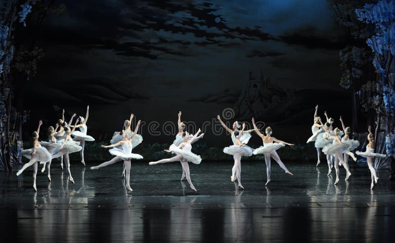 In December 20, 2014, Russia's St Petersburg Ballet Theater in Jiangxi Nanchang performing ballet Swan Lake. In December 20, 2014, Russia's St Petersburg Ballet Theater in Jiangxi Nanchang performing ballet Swan Lake.