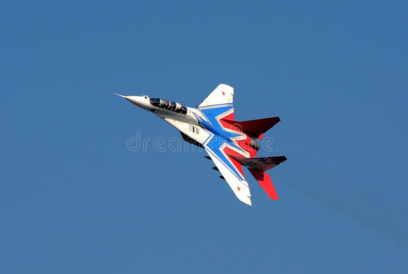 Ομάδα Aerobatic τα κύψελλος-21 στοκ φωτογραφία Ομάδα Aerobatic τα κύψελλος-21 στοκ φωτογραφία