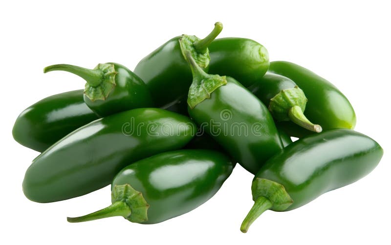 ομάδα γυαλιστερών πράσινων πιπεριών jalapeno που παρουσιάζουν το έντονο χρώμα και την φρέσκια υφή τους. απομονωμένο φόντο στοκ εικόνες