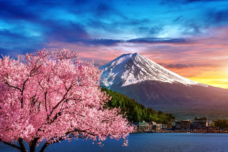 Ορεινές περιοχές Fuji την άνοιξη, Ιαπωνία στοκ εικόνα