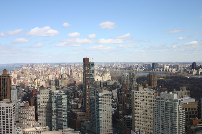 Ουρανοξύστες Central Park της Νέας Υόρκης και ο ποταμός του Hudson στοκ εικόνες