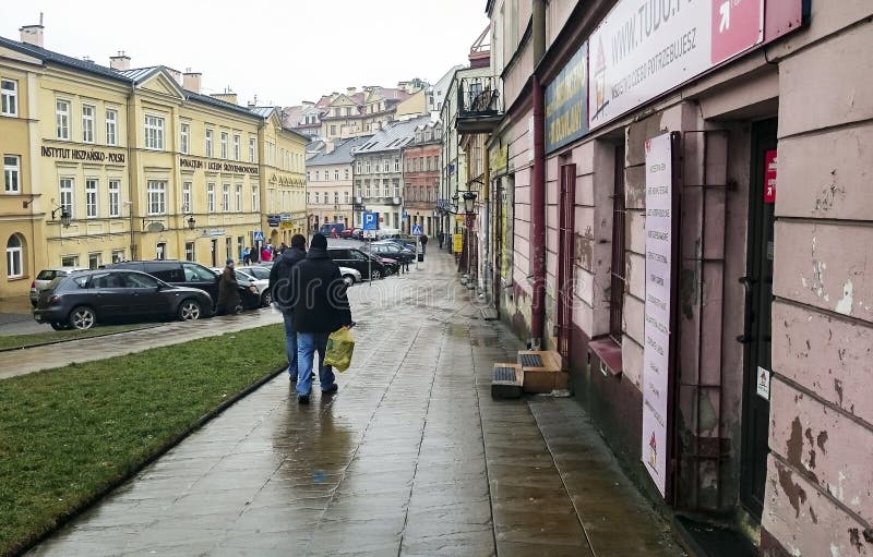 Παλαιά κωμόπολη στο κέντρο πόλεων του Lublin στοκ εικόνα με δικαίωμα ελεύθερης χρήσης Παλαιά κωμόπολη στο κέντρο πόλεων του Lublin στοκ εικόνα με δικαίωμα ελεύθερης χρήσης