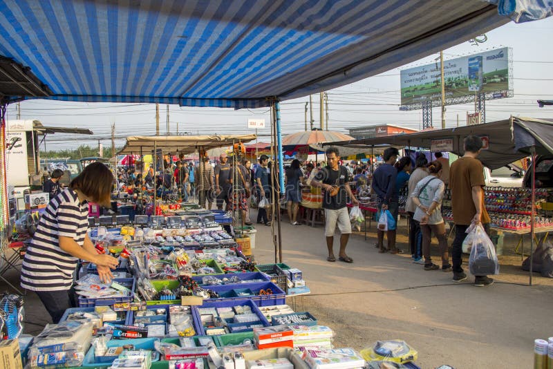 RATCHABURI THAILAND - 6 JANUARY 2018 : People`s way of life in province with shopping and variety of Home Appliances at flea market is named Bird Klong Thom Ratchaburi. RATCHABURI THAILAND - 6 JANUARY 2018 : People`s way of life in province with shopping and variety of Home Appliances at flea market is named Bird Klong Thom Ratchaburi.